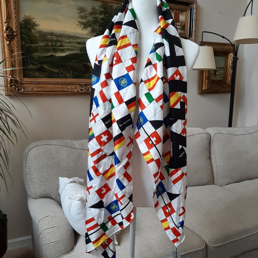 NWT Balenciaga Twill/Scarf